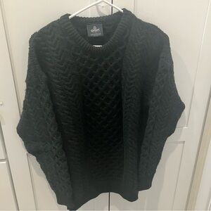 Aran women’s cable knit merino wool sweater small olive green NWT